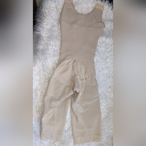 Faja M&D - Picture 2 of 3